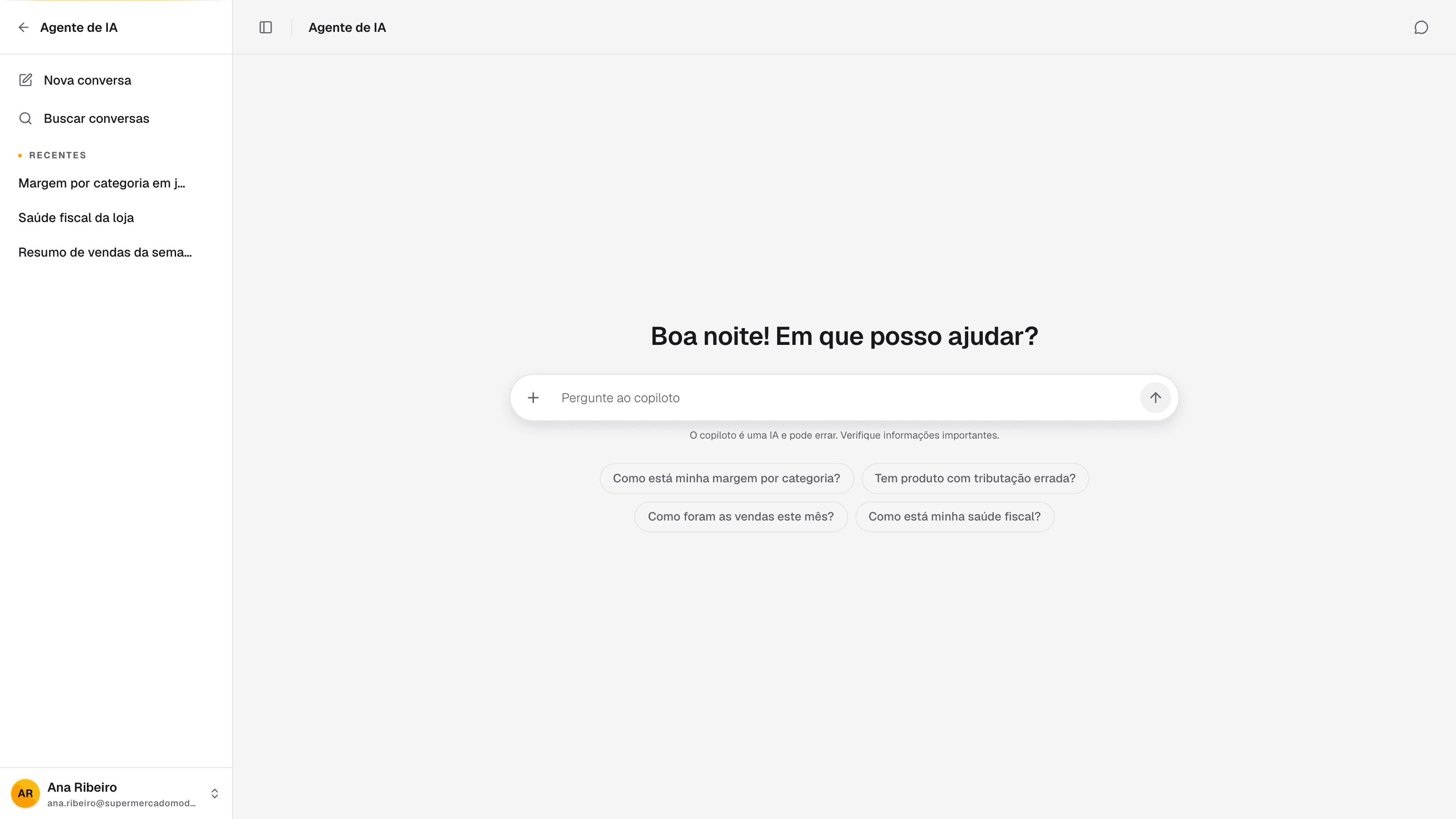 tela do copiloto com a lista de conversas à esquerda e o campo de pergunta