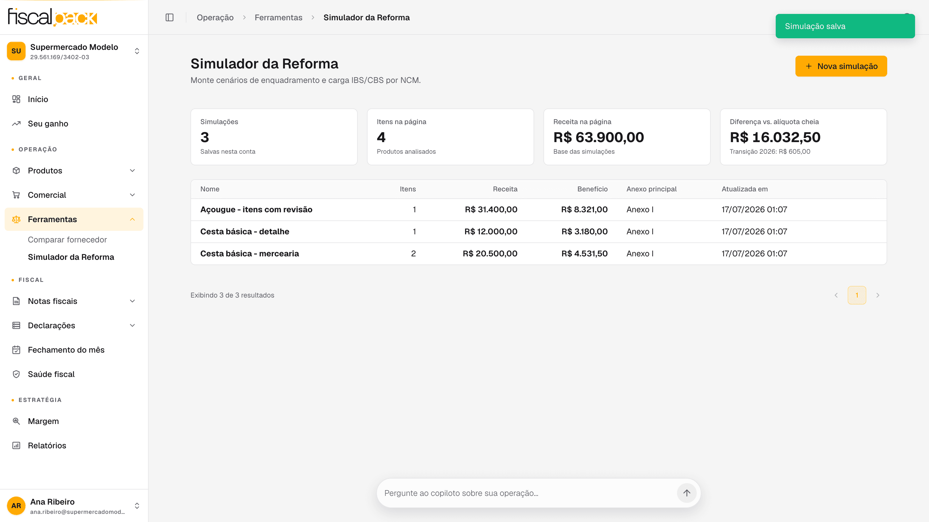 lista de simulações salvas com nome, número de itens, benefício e data